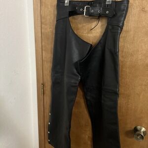 Interstate Leather Black Chaps 2XL Adjustable 34 - 46" 43" L‎ NWOT Zip Snaps